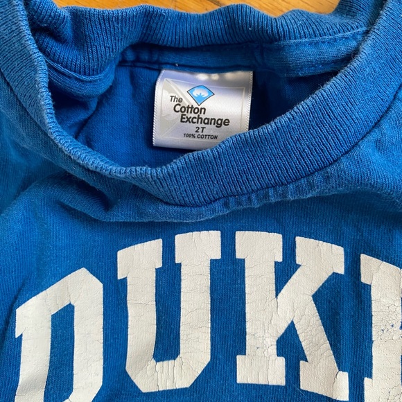 Duke University Kids rugby shortie, t-shirt and toque.  Go Blue Devils💙 - Picture 4 of 4